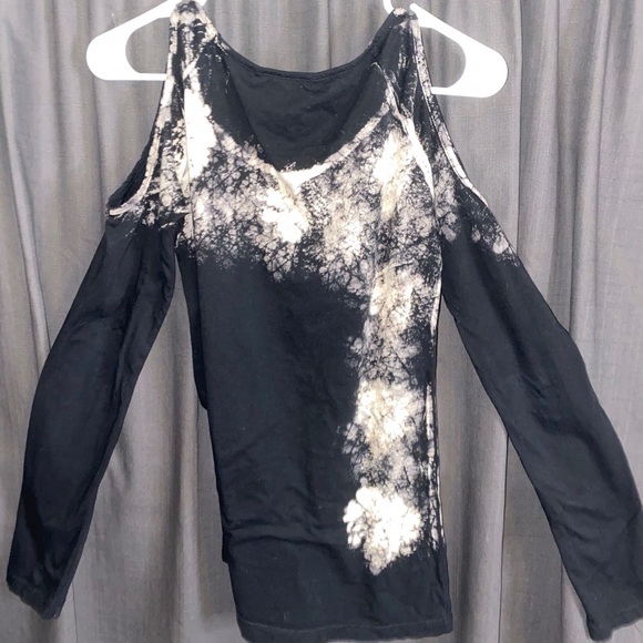 top - Picture 1 of 1